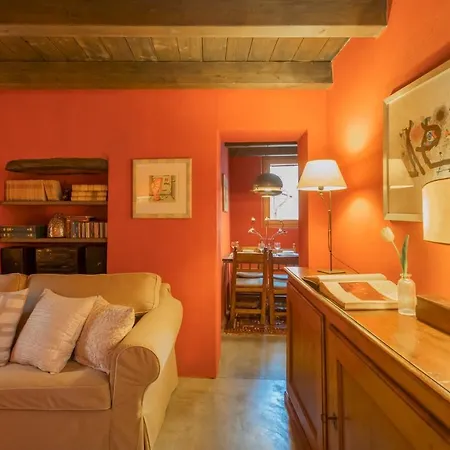 La Corte Degli Artisti By Rent All Como בלביו