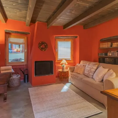 Apartment La Corte Degli Artisti By Rent All Como *