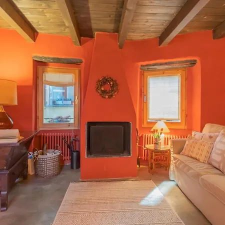 Apartment La Corte Degli Artisti By Rent All Como Blevio