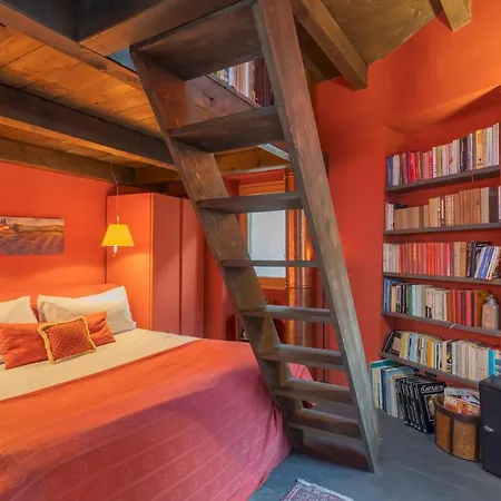 La Corte Degli Artisti By Rent All Como Apartment *
